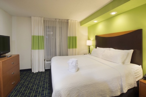 Fairfield Inn & Suites by Marriott Charleston Airport/Convention Center , SC 29418 near Charleston International Airport / Charleston Afb View Point 13