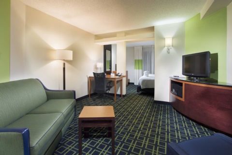 Fairfield Inn & Suites by Marriott Charleston Airport/Convention Center , SC 29418 near Charleston International Airport / Charleston Afb View Point 16