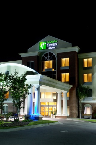 Holiday Inn Express & Suites Charleston-North , SC 29406 near Charleston Cruise Port View Point 3