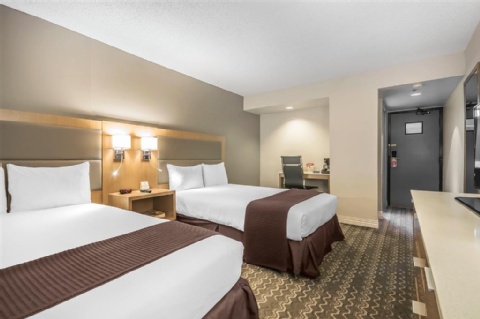 Best Western Plus Vancouver Airport , BC V6P 6L6 near Vancouver International Airport View Point 17