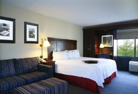 Hampton Inn Cincinnati/Airport South , KY 41042 near Cincinnati/northern Kentucky International Airport View Point 15