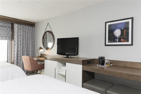 Hampton Inn Cincinnati/Airport South , KY 41042 near Cincinnati/northern Kentucky International Airport View Point 21