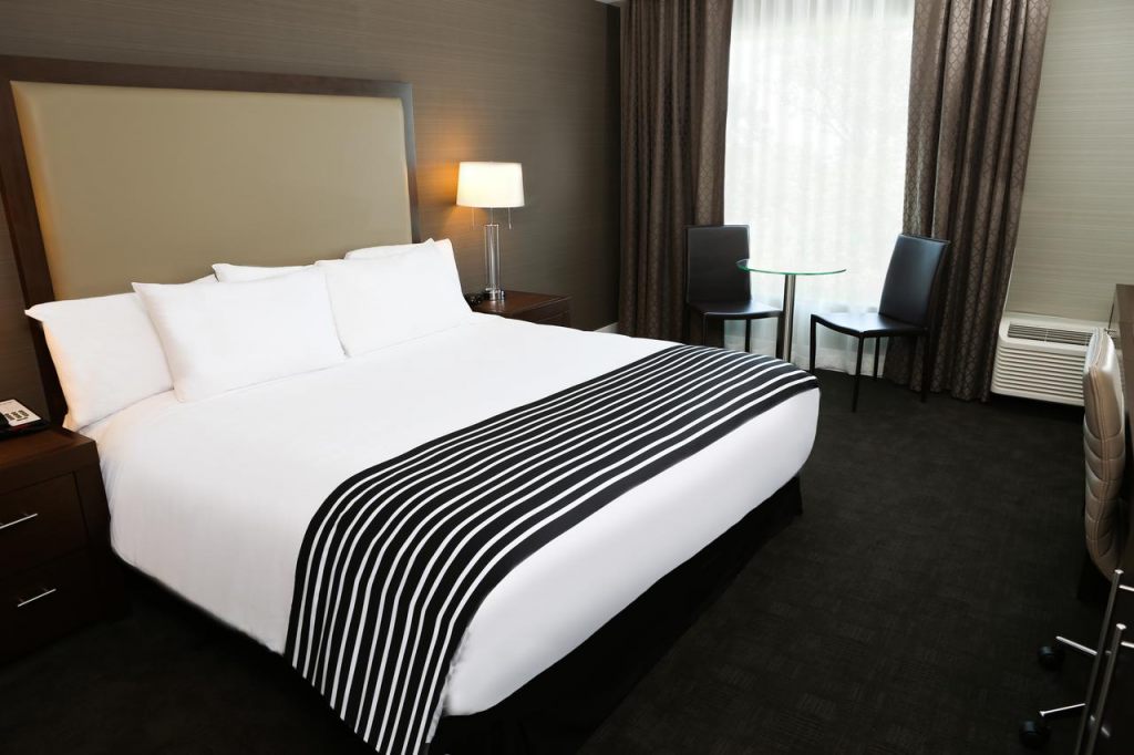 Sandman Hotel Abbotsford Airport , BC V4X 2M9 near Abbotsford International Airport View Point 11