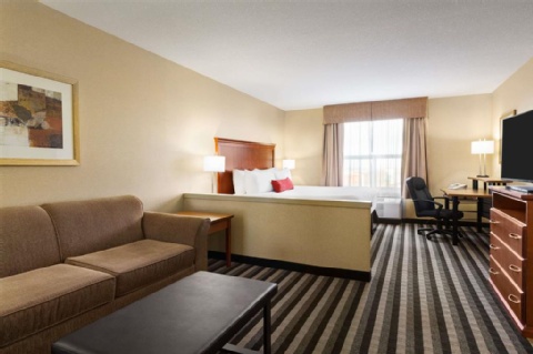 Days Inn & Suites by Wyndham Edmonton Airport , AB  near Edmonton International Airport View Point 25