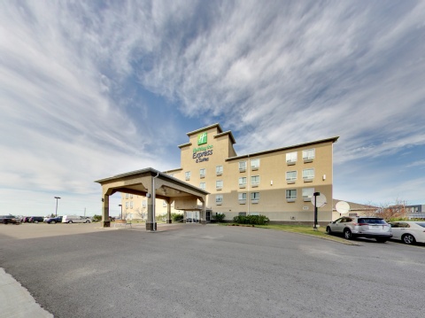 Holiday Inn Express Hotel & Suites - Edmonton International Airport, an IHG Hotel , AB T9E 8E2 near Edmonton International Airport View Point 5