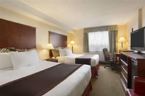 Travelodge Hotel by Wyndham Vancouver Airport , BC V6X 3K4 near Vancouver International Airport View Point 8