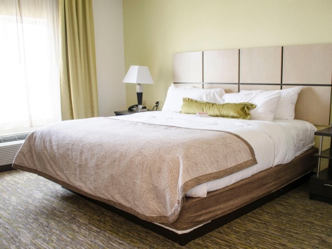 Sonesta Simply Suites Pittsburgh Airport , PA 15275 near Pittsburgh International Airport View Point 26