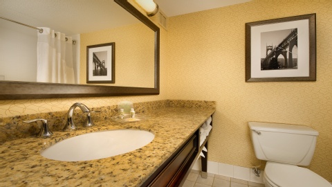 Holiday Inn Portland-Airport I-205, an IHG Hotel , OR 97220 1382 near Portland International Airport View Point 2