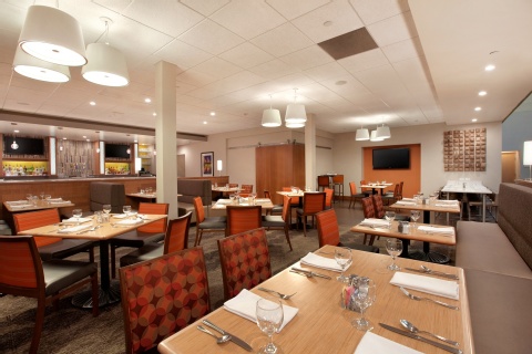 Holiday Inn Portland-Airport I-205, an IHG Hotel , OR 97220 1382 near Portland International Airport View Point 17