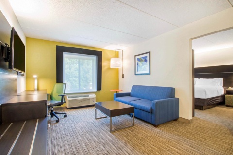 HOLIDAY INN EXP STES AIRPORT WOLF ROAD , NY 12205 near Albany International Airport View Point 24