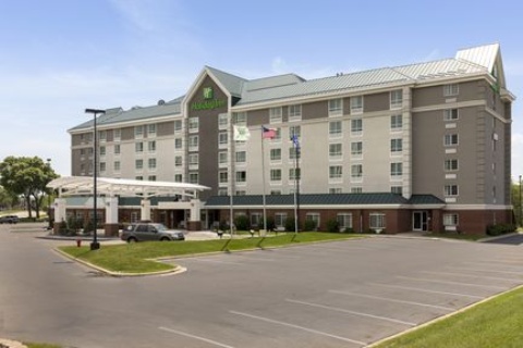 Holiday Inn - Bloomington W MSP Airport Area, an IHG Hotel , MN 55437 near Minneapolis-saint Paul International Airport (wold-chamberlain Field) View Point 12