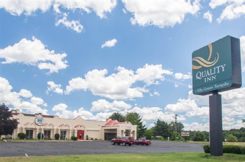 QUALITY INN WINDSOR LOCKS , CT 06096 near Bradley International Airport View Point 2