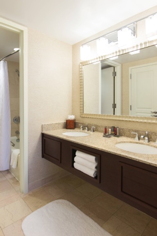 Washington Dulles Marriott Suites , VA 20170     near Washington Dulles International Airport View Point 32