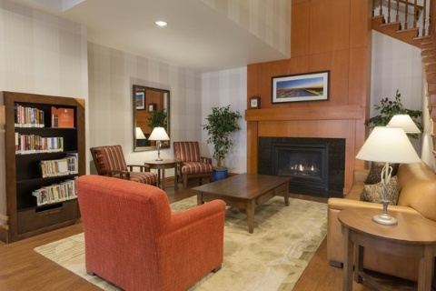 Country Inn & Suites by Radisson, Calgary-Airport, AB , AB T2E8V8 near Calgary International Airport View Point 5