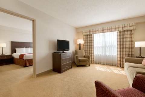 Country Inn & Suites by Radisson, Calgary-Airport, AB , AB T2E8V8 near Calgary International Airport View Point 11