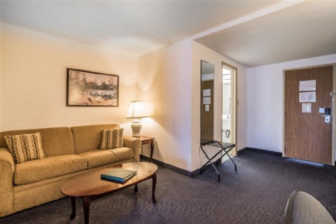 Quality Inn & Suites Albany Airport , NY 12110-2505 near Albany International Airport View Point 17