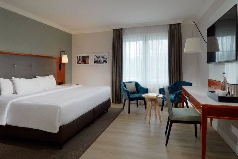 Courtyard by Marriott Hamburg Airport ,  22415 near Hamburg Airport View Point 9