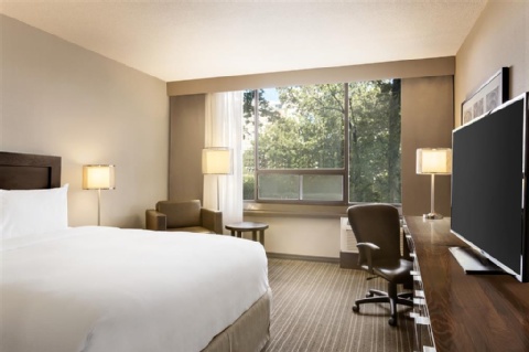 DoubleTree by Hilton Hotel Toronto Airport West , ON L4W 2L2 near Toronto Pearson Airport View Point 18