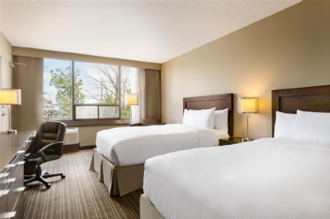 DoubleTree by Hilton Hotel Toronto Airport West , ON L4W 2L2 near Toronto Pearson Airport View Point 22