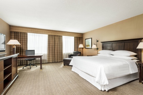 Sheraton Gateway Hotel in Toronto International Airport , ON L5P 1C4 near Toronto Pearson Airport View Point 23