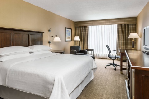 Sheraton Gateway Hotel in Toronto International Airport , ON L5P 1C4 near Toronto Pearson Airport View Point 26