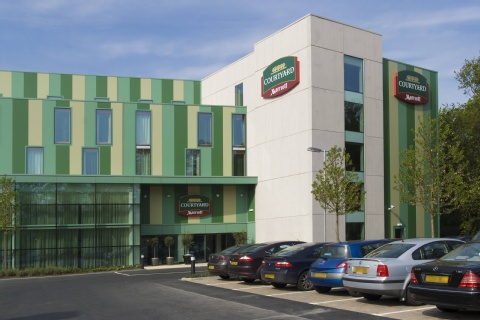 Courtyard By Marriott London Gatwick Airport