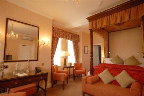 ETROP GRANGE HOTEL ,  M90 4EG near Manchester Airport View Point 14