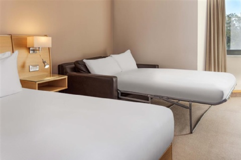 Hilton Manchester Airport ,  M90 4WP near Manchester Airport View Point 36