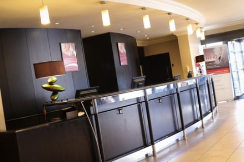 Crowne Plaza Manchester Airport, an IHG Hotel ,  M90 3NS near Manchester Airport View Point 10