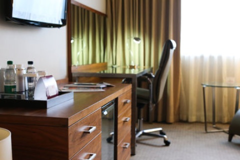 Crowne Plaza Manchester Airport, an IHG Hotel ,  M90 3NS near Manchester Airport View Point 29