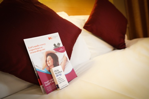 Crowne Plaza Manchester Airport, an IHG Hotel ,  M90 3NS near Manchester Airport View Point 37