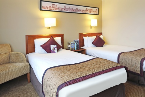 Crowne Plaza Manchester Airport, an IHG Hotel ,  M90 3NS near Manchester Airport View Point 39