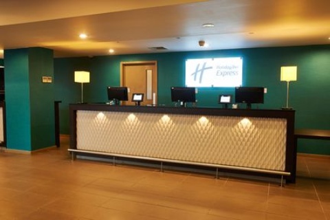 Holiday Inn Express Manchester Airport, an IHG Hotel ,  M90 5DL near Manchester Airport View Point 14