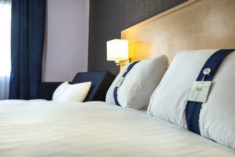 Holiday Inn Express Manchester Airport, an IHG Hotel ,  M90 5DL near Manchester Airport View Point 33