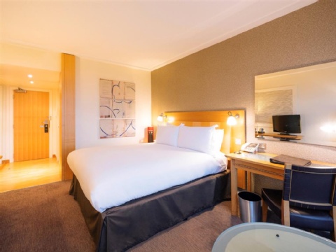 Sofitel London Gatwick ,  RH6 0PH near Gatwick Airport View Point 27