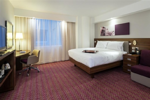 Hampton by Hilton London Gatwick Airport ,  RH6 0PJ near Gatwick Airport View Point 12