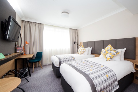 Holiday Inn London - Gatwick Airport ,  RH6 0BA  near Gatwick Airport View Point 30