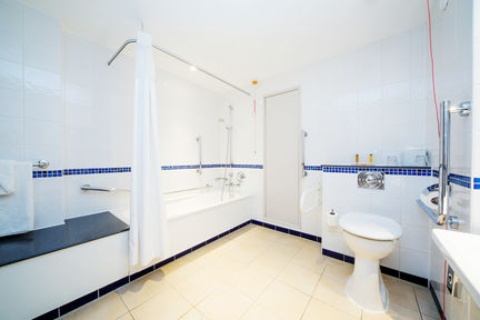 Holiday Inn London - Gatwick Airport ,  RH6 0BA  near Gatwick Airport View Point 33