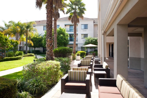 Courtyard by Marriott Oakland Airport , CA 94621 near Oakland International Airport View Point 4