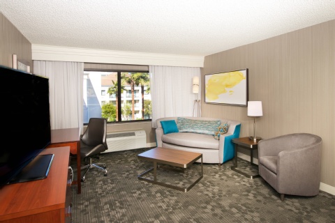 Courtyard by Marriott Oakland Airport , CA 94621 near Oakland International Airport View Point 28