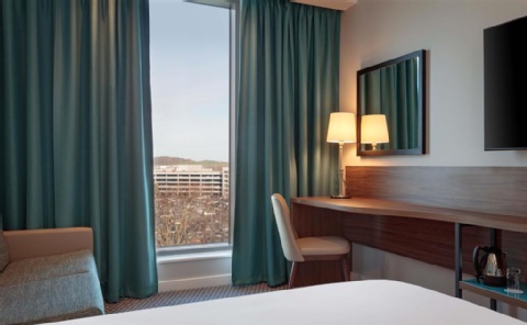 Hampton by Hilton Edinburgh Airport ,  EH12 9DN near  Edinburgh Airport View Point 30