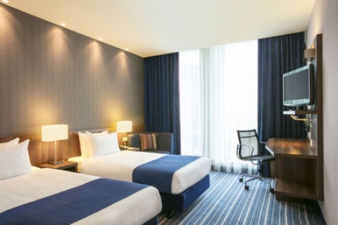 Holiday Inn Express Amsterdam - Schiphol ,  2132 HH near Amsterdam Airport Schiphol View Point 21