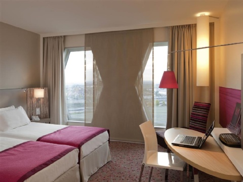 Hôtel Mercure Paris Orly Rungis ,  94656 near Paris Orly View Point 29