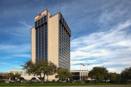 Crowne Plaza Dallas Market Center, an IHG Hotel , TX 75247 near Dallas Love Field Airport View Point 8