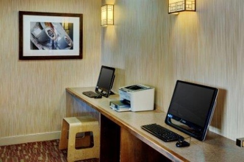 Lakeview Signature Inn - Calgary Airport , AB T1Y 7J9 near Calgary International Airport View Point 5