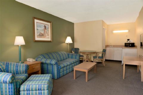 Travelodge Inn & Suites by Wyndham Jacksonville Airport , FL 32218 near Jacksonville International Airport View Point 8