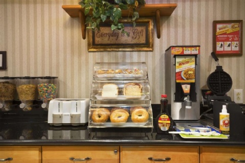 Microtel Inn & Suites by Wyndham Charlotte Airport , NC 28208 near Charlotte/douglas International Airport View Point 7