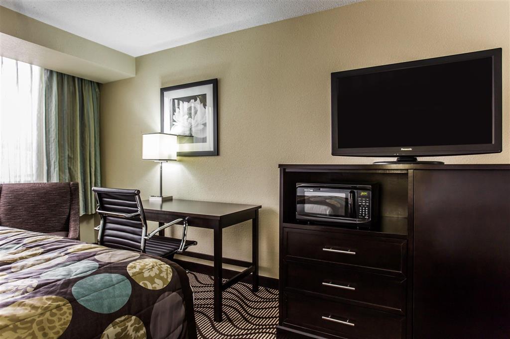 Clarion Hotel Charlotte Airport & Conference Center , NC 28217 near Charlotte/douglas International Airport View Point 15