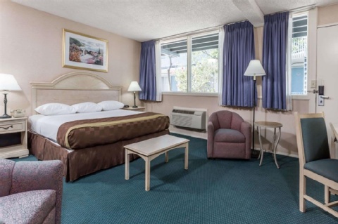 Travelodge by Wyndham San Francisco Airport North , CA 94080 near San Francisco International Airport View Point 14