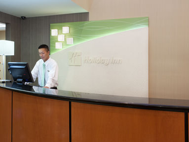 Holiday Inn & Suites Oakland - Airport , CA 94621 near Oakland International Airport View Point 10